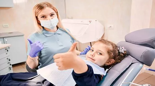 Выравнивание зубов у детей  с помощью элайнеров